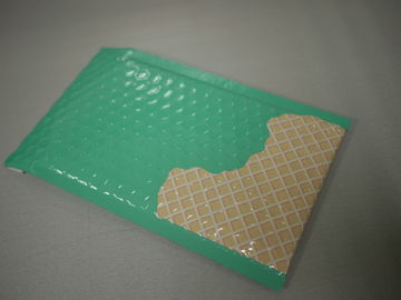 40~200gsm Colored Bubble Mailers Small Size With Bubble Wrap Inside